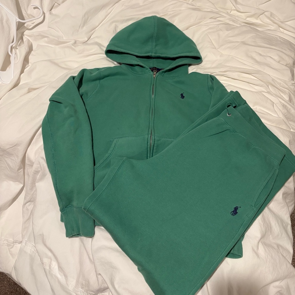 Women’s Polo Sweatsuit